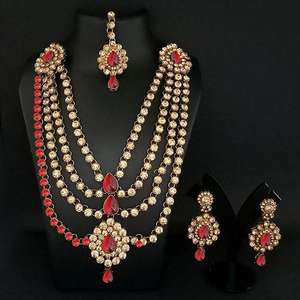 Vivant 1103647B Parure de bijoux fins Collier en pierre de cristal avec breloques élégantes Maang Tikka pour femme - Product Image 1