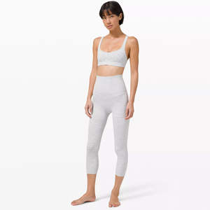 Ensemble de yoga sexy de haute qualité vêtements de sport sans couture leggings de yoga pour femmes ensemble de fitness et de gymnastique sans couture avec logo personnalisé - Product Image 5
