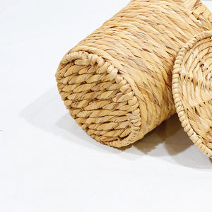 Panier de rangement en fibre naturelle tressé à la main Artex Dong Thap avec couvercle rond - Product Image 6