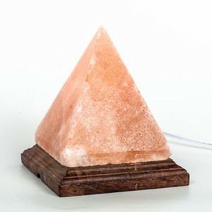 Lampe de luxe en sel de roche de l'Himalaya pyramide sculptée à la main avec base en bois pour la maison et les cadeaux - Product Image 2