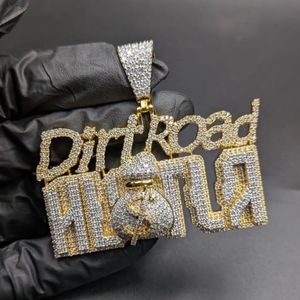 Colgante Personalizado con Inicial de Letra, Moissanita Brillante, Plata de Ley 925 con Baño de Rodio, Estilo Hip Hop para Uso Diario - Product Image 4