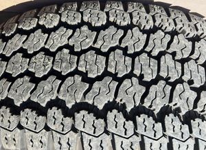 Ahora en venta: Juego de 4 llantas y neumáticos de aleación para Land Rover Defender. - Product Image 2