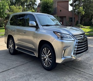 2019 Lexxus LX 570 cuidadosamente usado - Product Image 1
