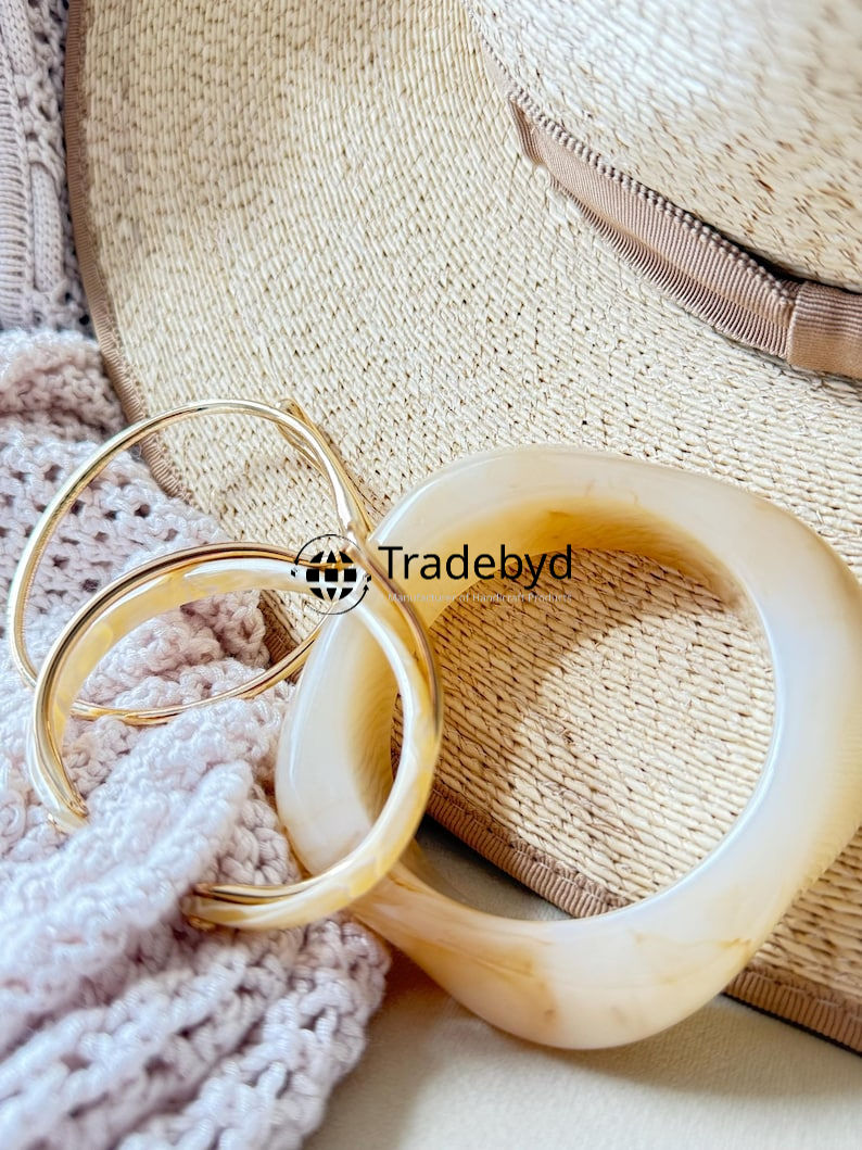 Available in Different Color