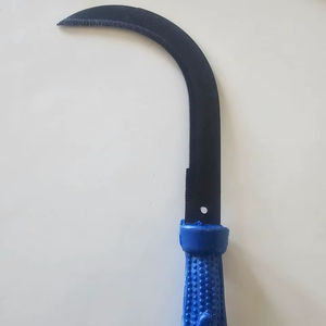 Hoz Agrícola Árabe para el Mercado de Oriente Medio con Hoja de 11 Pulgadas, Acero Galvanizado y Acabado de Óxido Negro, Mango de Madera/Plástico - Product Image 1