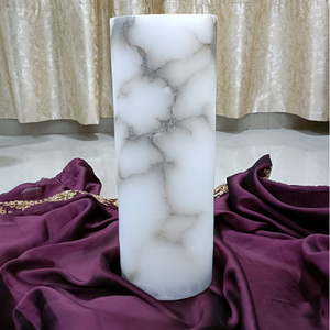 Candelabro Navideño de Ónix Blanco Natural Hecho a Mano, Diseño Personalizado, Decoración del Hogar, Portavelas Festivo de Piedra - Product Image 1