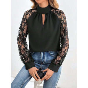 Blusa Sandy de Manga Larga para Mujer con Detalle de Ventana en el Busto, Cuello Alto y Mangas de Tul, 33874 - Negro - Product Image 2