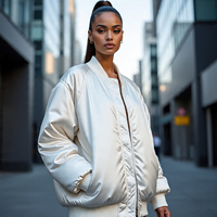 Blouson Bomber Matelassé en Satin Oversize pour Femme – Léger, Chaud, Respirant, Écologique, Coupe Droite, Épaules Tombantes, Tricoté