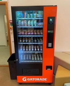 Combo Automatique Snacks Boissons Distributeur Automatique Grande Capacité Vente Chaude 24 Heures Acheter Premium Livraison Rapide Disponible - Product Image 1