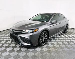 Dernière vente aux enchères : Berline 2023 Camry SE FWD d'occasion à vendre - Product Image 1