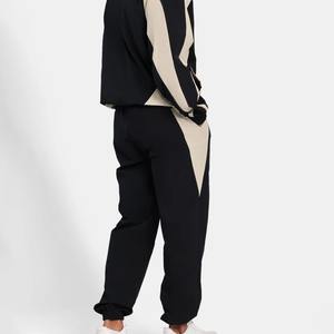 Active Sportswear Survêtement coupe-vent deux pièces pour homme avec tissu doux léger et confortable et design surdimensionné personnalisé - Product Image 6