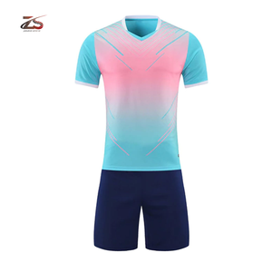 Uniforme de Fútbol para Hombre con Diseño de Logotipo Personalizado, Hecho en Pakistán - Product Image 4