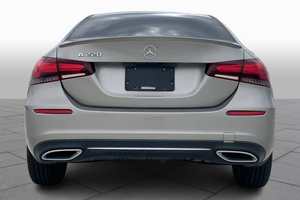 Newly Used 2020 Mercedees-Benzs A 220 FWD -Ready to Ship - Product Image 5