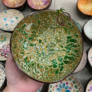 Wholesale Ideal Price Colorful Coconut Lacquer Bowl Eco Friendly Coconut Shell Bowl/High Quality Coconut Lacquer Bowl for Sale - Product Image 6