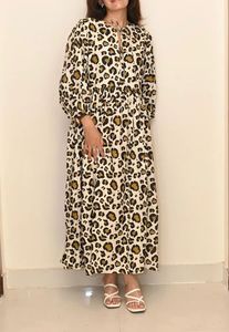 เดรสเชือกคอวียาวถึงพื้นพิมพ์ลายเสือเท้าหลวมลำลอง100% ฤดูร้อนธรรมชาติแบบลำลองเชือกผูกระบายอากาศเป็นมิตรกับสิ่งแวดล้อม - Product Image 3