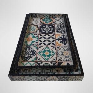 Plateau de service carré en bois d'acacia 100% personnalisé de qualité supérieure avec poignées motif naturel pour hôtel ou usage domestique - Product Image 5