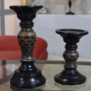 Elegante Portavelas de Madera Oscura para Decoración del Hogar, Exhibición en Estantes, Uso en Eventos y Estilo Interior Moderno, Hecho a Mano en India - Product Image 4