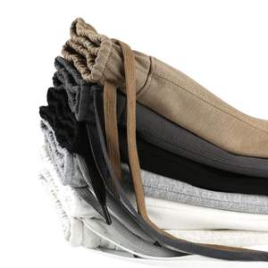 Short décontracté uni pour hommes Short en coton polaire à taille élastique avec poches latérales Plusieurs couleurs OEM Custom Factory Supplier - Product Image 3