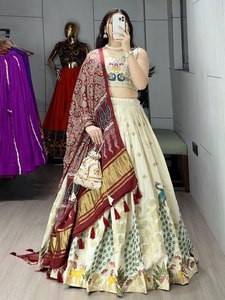 Lehenga de algodón puro de diseñador de alta calidad, ropa de fiesta de última tendencia para niñas y mujeres, trabajo de secuencia elegante, pieza de diseñador elegante - Product Image 5