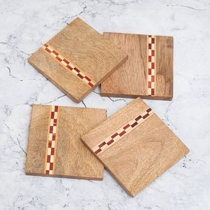 Posavasos de madera de mango hechos a mano de estilo moderno con el mejor posavasos de utensilios de cocina impresos con esmalte para vajilla y uso en la Mesa - Product Image 3