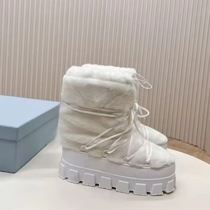 Bottes fourrées Apres Ski, chaussures d'hiver respirantes à semelle plate, doublées de fourrure de mouton, pour la neige et le froid, automne, chaussures pour femme - Product Image 1