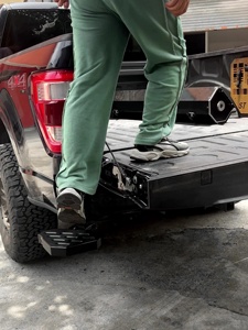 Marchepied arrière rétractable automatique pour <span class=keywords><strong>Ford</strong></span> Série F F150/F250 <span class=keywords><strong>Ranger</strong></span> <span class=keywords><strong>Raptor</strong></span> <span class=keywords><strong>Wildtrak</strong></span> - Product Image 2