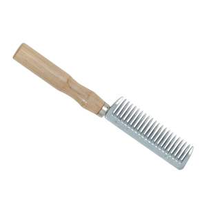Shires Peigne à crinière avec manche en bois Outil de toilettage en aluminium pour tirer, tresser et ranger les crinières Instruments vétérinaires disponibles - Product Image 4