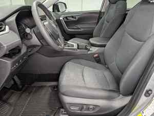 Mejor Opción Económica 2025: SUV Híbrido XLE AWD, Motor Híbrido de 2.5L Dynamic Force de 4 Cilindros, en Buenas Condiciones, Listo para Conducir - Product Image 5