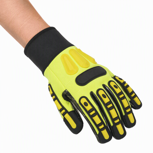 ถุงมือ TPR Pads Neoprene Cuff EN420 EN388 Firemaster Defender สีเหลืองสะท้อนแสง - Product Image 3