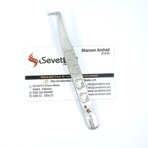 Pinzas de extensión de pestañas de volumen ruso con mango de cara de gato Punta puntiaguda de acero inoxidable de Sevetlana Industry - Product Image 2