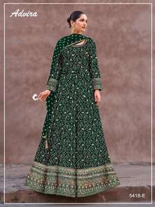 Traje Anarkali de Tela Georgette de Diseño Elegante en Nueva Colección, Atuendo Glamuroso Más Vendido para Damas, Listo para Usar - Product Image 2
