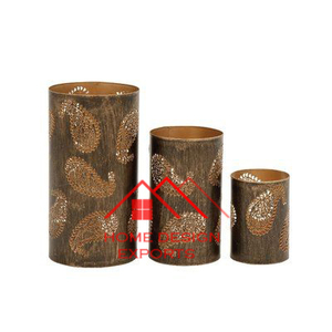 Bougeoir en métal fini Table décorative pour la maison et pièce maîtresse pour la décoration de la maison Dernière tendance Antique - Product Image 4