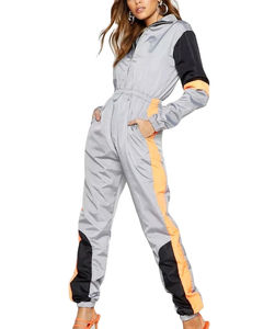 Conjunto de 2 Piezas Personalizado de Alta Calidad, Chaqueta Cortavientos de Invierno para Mujer con Capucha y Cremallera, Traje Deportivo Impermeable con Opciones de Talla Disponibles - Product Image 1