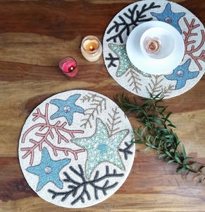 Ensemble de sets de table ronds en perles noires dorées faits à la main de qualité supérieure, chemin de table brodé pour la décoration de tables d'hôtel et de mariage - Product Image 4