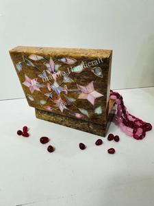 Vente en gros belle conception florale incrustation de marbre naturel boîtes à bijoux faites à la main avec une bonne qualité meilleur prix disponible - Product Image 2