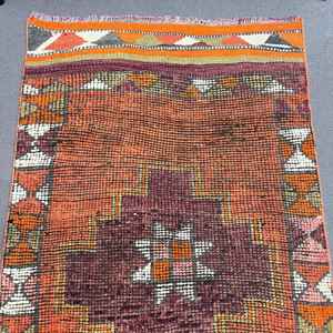 พรมวิ่งสไตล์ตุรกี ขนาด 3x10.7 ฟุต (91x325 ซม.) ลายตารางสีส้มแบบวินเทจ - Product Image 2