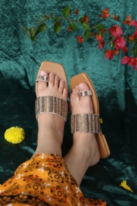 Jutti เครื่องประดับแฟชั่นสีสันสดใส Jutti ลูกปัดสีสันสดใสสไตล์ชาติพันธุ์มีจำหน่ายจากอินเดีย - Product Image 2