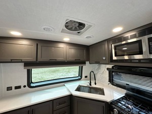 Fournisseur de caravanes d'occasion 2024 For rest River Flag staff Super Lite 26 FKBS à vendre pour le camping et les voyages - Product Image 6