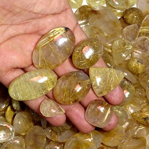 Vente en gros de pierre rutile naturelle dorée Cabochon en vrac Mélange de pierres précieuses en forme de bijoux en rutile Pierre précieuse de qualité - Product Image 1