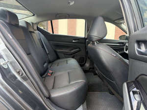 USADO 2024 2.5 SR Volante a la Izquierda Bajo Kilometraje Transmisión Automática Asientos de Cuero Sin Accidentes y Listo para Enviar - Product Image 5