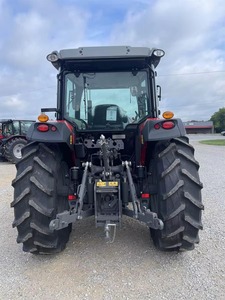 รถตักล้อยาง Massey Ferguson 5711 มินิโหลดเดอร์ เครื่องยนต์ดีเซลประสิทธิภาพสูง AGCO Power พร้อมห้องโดยสารแบบปิด ระบบปรับอากาศ มอเตอร์แบริ่ง - Product Image 3