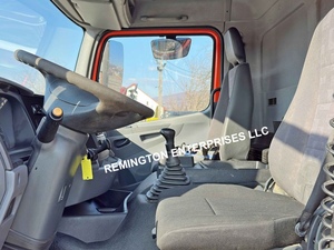 Camion grue d'occasion Mercedes-Benz Axor 1828 4x2 de 2007 avec flèche hydraulique et benne basculante - Product Image 2