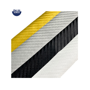 Película de transferencia de calor coreana más vendida, efecto visual llamativo, vinilo de PU de carbono para ropa en 4 colores - Product Image 5