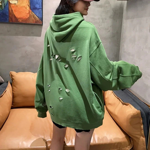 เสื้อฮู้ดดี้โอเวอร์ไซส์แบบยูนิเซ็กซ์สำหรับฤดูหนาว ดีไซน์ขาดๆ แบบมีสไตล์ ตกแต่งด้วยลายพิมพ์คริสตัล ผ้าฟลีซแบบสวมหัว ทรงหลวม ซักแบบวอช เทคนิคการซักแบบพิเศษ มีซับใน - Product Image 5