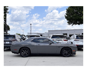 BEST-DEAL Doddge Challenger R/T 2023 d'occasion - Product Image 2