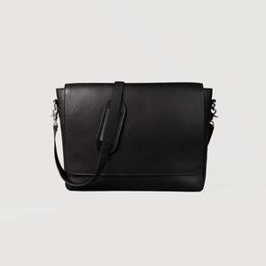 Bolso Mensajero de Cuero PU Carismatico para Hombre, Estilo Vintage a la Moda, con Botones y Cadenas Decorativas, Color Negro, para Primavera/Verano - Product Image 1