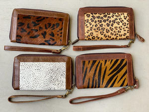 Cartera de Mano de Cuero de Vaca con Correa para la Muñeca, Bolso de Mano de Cuero para Mujer - Product Image 3