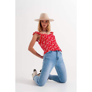 Haut camisole rouge à imprimé floral Ditsy avec bretelles à volants - Product Image 5