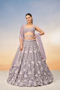 Heavy Designer Lavender Net Lentejuelas Moti Boda formal Nupcial Lehenga Choli & Dupatta - Product Image 5