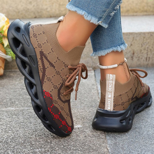 Zapatillas deportivas casuales unisex, ligeras, transpirables, acolchadas, antideslizantes, modernas, deportivas, para caminar, correr, diseño cómodo para todo el día - Product Image 4